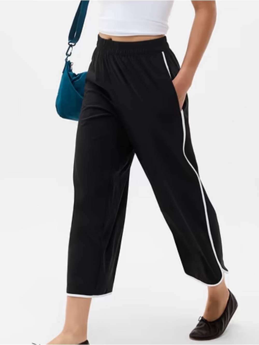 Athleta Journey Crop Pant Featherweight Stretch Black/Bright White Size Small